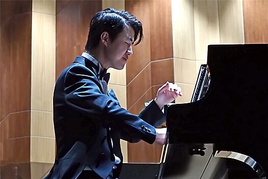 Пианист-виртуоз Хайо Цанг посетил Воронеж с концертом