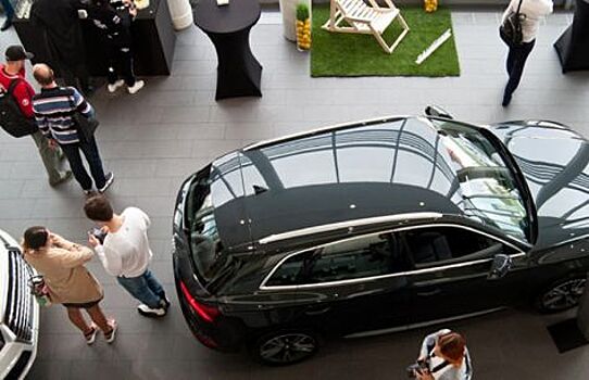 Как на сегодняшний день работает закон о получении гос.номеров у дилеров?