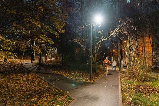 В ЗАО продолжается модернизация системы уличного освещения