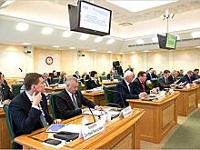 СФ выступает за увеличение финансирования жилстроительства, СП — за разработку комплексных планов его развития, Минстрой — за эффективное использование земли