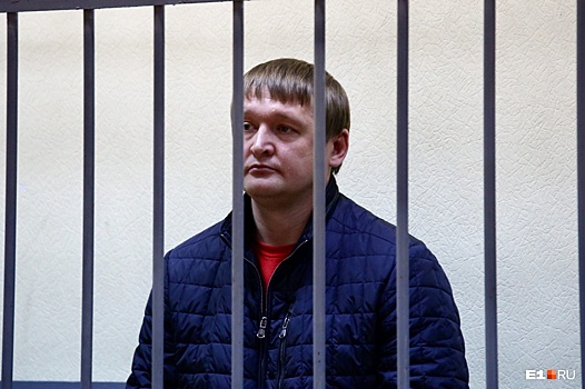 Бывший силовик рассказал, как глава ОБЭП Екатеринбурга брал взятку на задворках 4-й овощебазы
