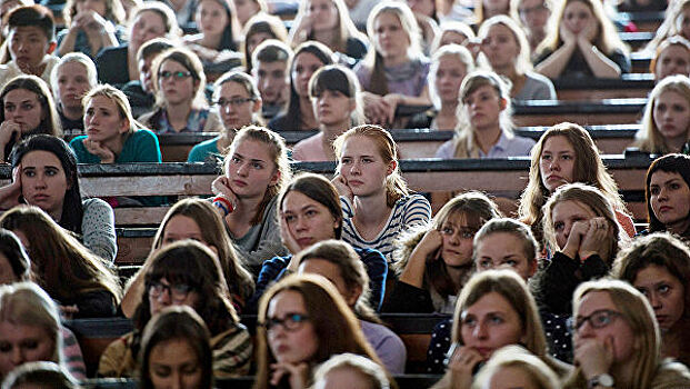 Онлайн-образование не заменит профессоров в вузах, заявил глава Минобрнауки