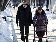 Пенсионеры пошли судиться с правительством Медведева за украденные миллионы