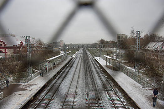 Около 4 тыс человек привлекли к уборке снега на Московской железной дороге