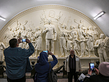 «Тотальное недоверие и каменная непрозрачность». Москвичка о том, что происходит у барельефа со Сталиным