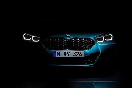 BMW 2-Series Gran Coupe засветили на нескольких тизерах