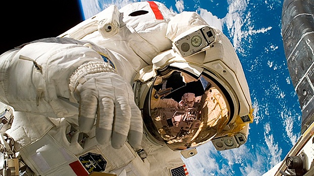 Американский скафандр повторно «протек» в открытом в космосе