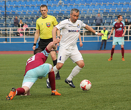 Рязанцы забили третий мяч в ворота обнинского «Кванта» на последней минуте