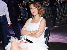 "Стала жертвой насилия": Собчак взвыла от происков певца-извращенца