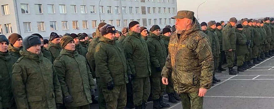 Губернатор Кузбасса Цивилёв проинспектировал учебный центр мобилизованных в Юрге
