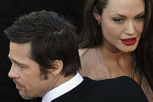 Названа новая внезапная причина развода Питта и Джоли