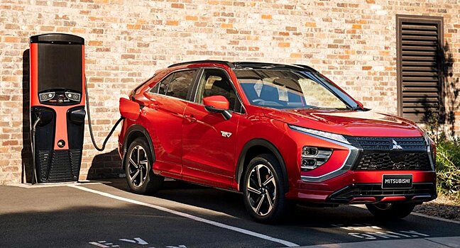 Mitsubishi Eclipse Cross 2022 года с гибридной установкой выходит на рынок в трёх вариантах