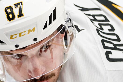 Овечкин и Кросби в своём карьерном противостоянии повторили достижение Сутера и Гретцки