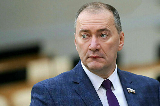 Депутат назвал спуск на воду новых кораблей усилением ядерной триады РФ