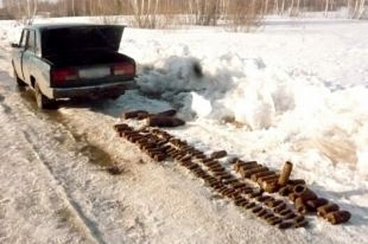 В Курганской области остановили «ВАЗ» с сотней артиллерийских снарядов