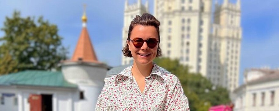 Брухунова по просьбе Петросяна обнажила грудь