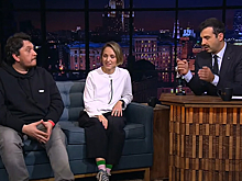 Выпускница НГУ на «Вечернем Урганте» осудила запрет мата в сериалах