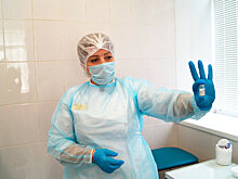 Первые добровольцы в Волгограде поставили прививку от коронавируса