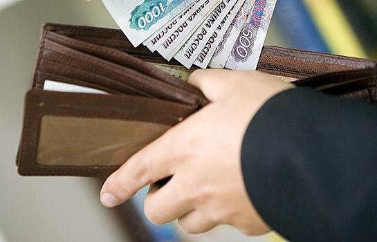 ЦБ: Рост зарплат россиян негативно отражается на экономике страны