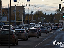 В Омске подготовили базу для появления платных парковок