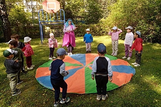 Дошкольники школ N 854 и N 609 участвуют в физкультурных мероприятиях