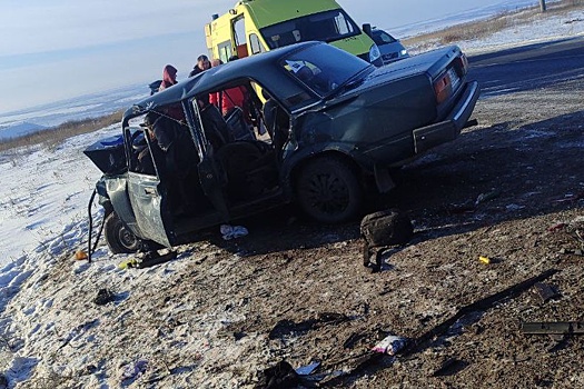 В Луганске три медика погибли в автомобильной аварии