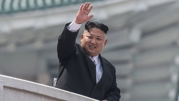 На поле в Италии появился портрет Ким Чен Ына