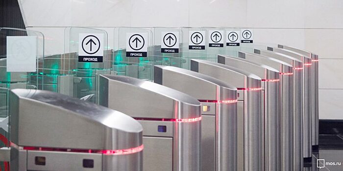 На станции метро «Войковская» началось тестирование оплаты проезда лицом