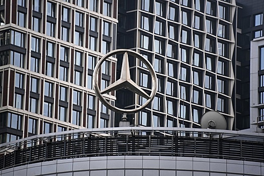 Mercedes планирует вернуться к производству бензиновых и дизельных машин