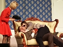 Два вагона декораций и пьеса «Номер 13» заиграла в Салехарде как брызги шампанского