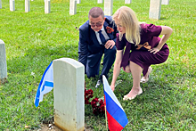 В США состоялась памятная акция у могилы матроса Российского императорского флота Николая Демидова