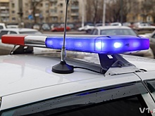 В Волгограде автомобилисту, не пропустившему машину, прострелили стекло