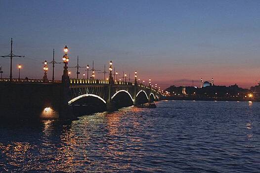 Петербургские мосты не будут разводить в связи с празднованием Дня России