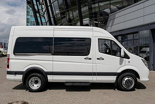 Foton показал микроавтобус для РФ