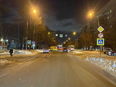 В центре Новосибирска BMW сбила 15-летнего подростка на пешеходном переходе