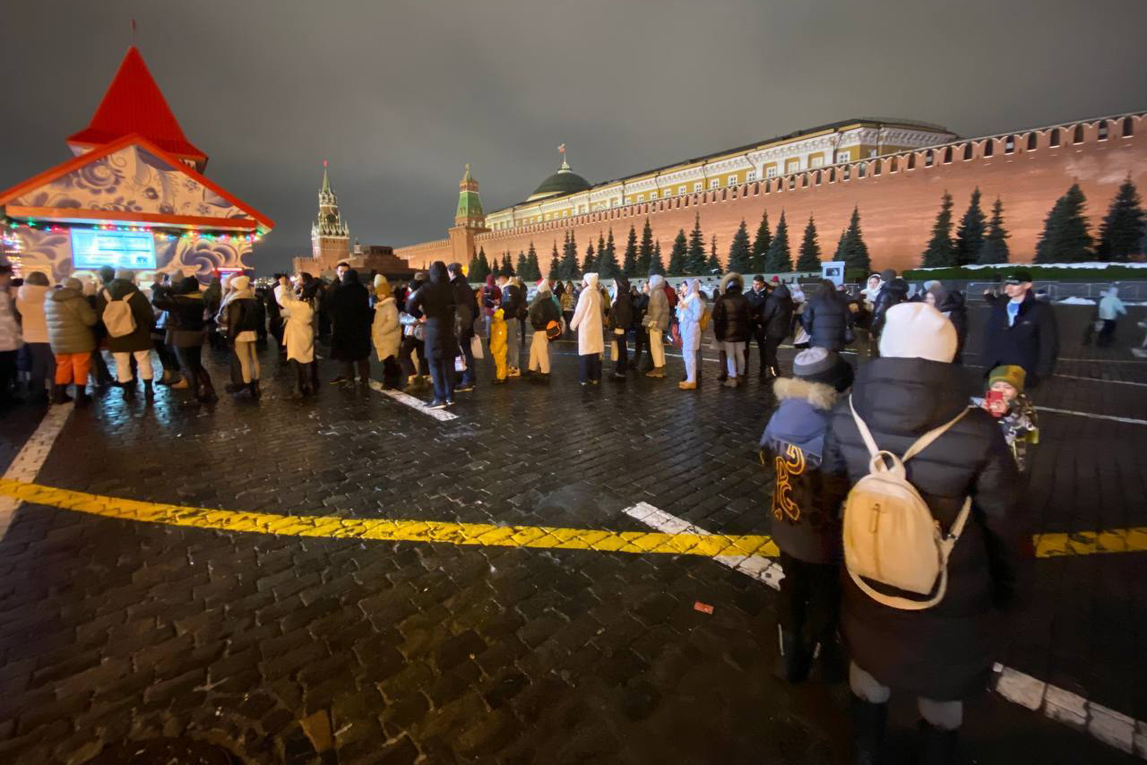 каток на красной площади в москве