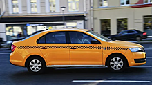 Красноярцам советуют ездить только с привитыми таксистами