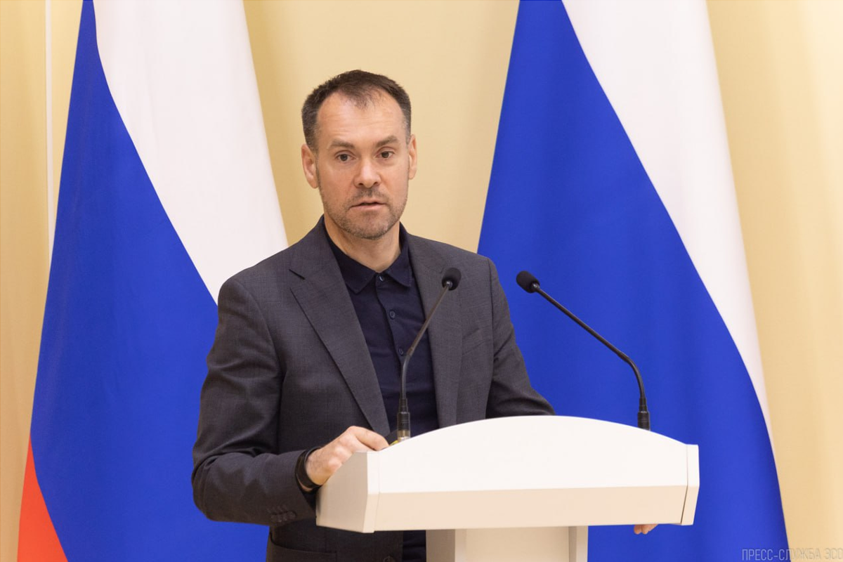 Глава комитета ГД Метелев поддержал идею дать регионам право запрещать вейпы