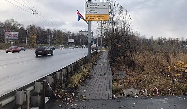 Синий забор демонтировали в Приокском районе