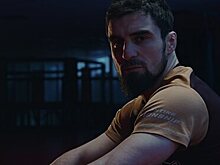 Боец MMA нокаутировал оппонента ударом в падении