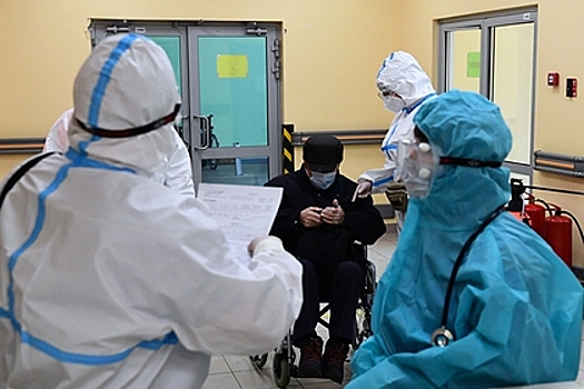 Российский инфекционист предрек скорое снятие ограничений из-за коронавируса