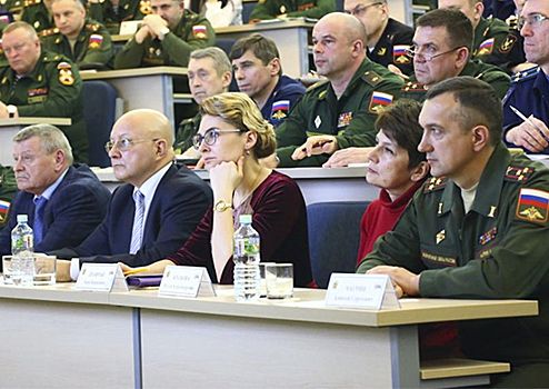В Военной академии Генерального штаба состоялось очередное занятие учебного курса «Армия и общество»