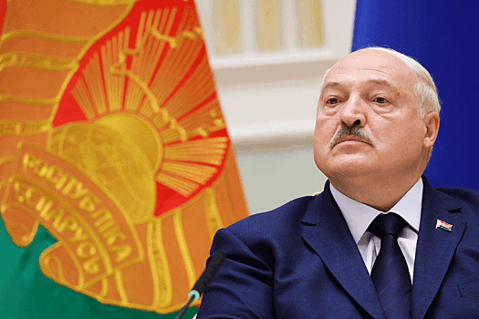 Лукашенко вручил переходящее знамя лучшему отряду ССО