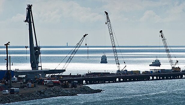 Арочные пролеты моста в Крым смонтируют к осени
