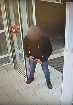 Бездомный устроил вооруженное ограбление нижегородского магазина ради водки