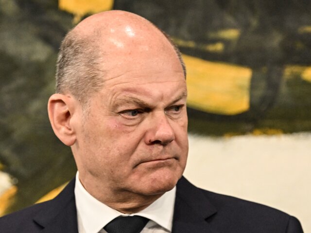 Шольц проявил слабость, отказавшись пожимать руку Лаврову на G20 — СМИ