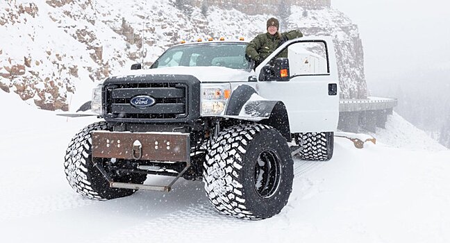 В Сети показали самый хардкорный почтовый фургон в мире
