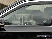 Машина с вдовой бывшего премьера Японии Абэ попала в ДТП