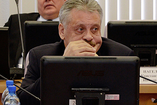 Российский депутат предложил убивать собак и «ставить к стенке» их защитников