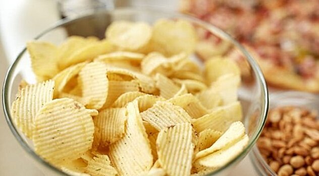 Чипсы вызывают в мозге наркотическую зависимость